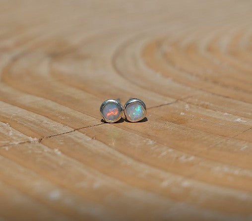 3mm silver earstuds