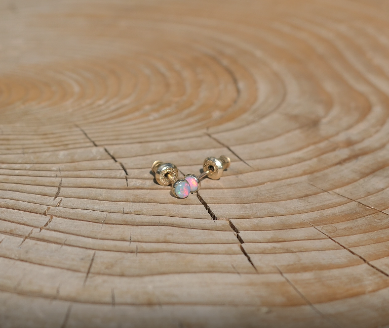 3mm 14k gold earstuds