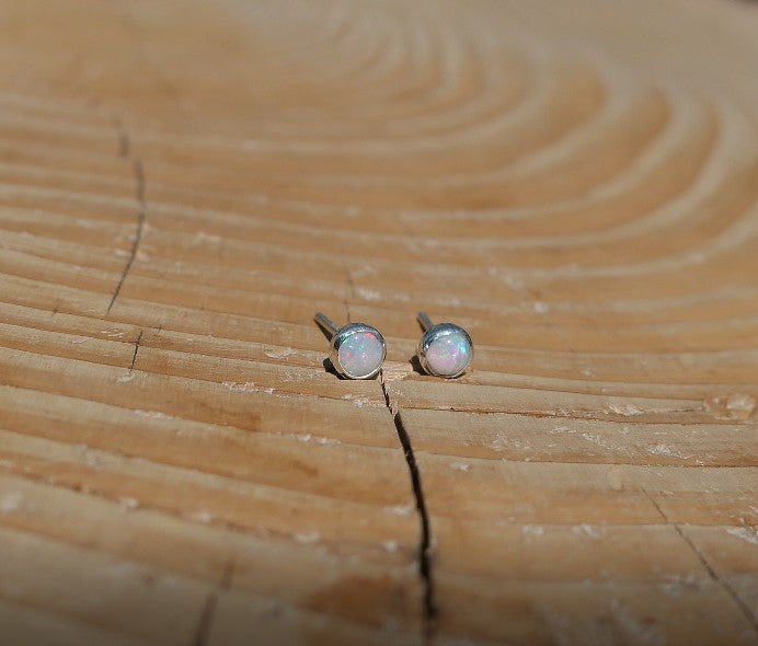 4mm silver earstuds