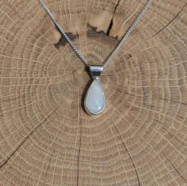 Coober Pedy opal pendant