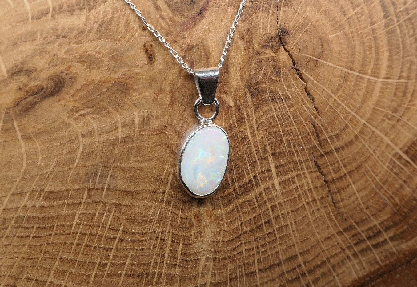 Silver Coober Pedy opal pendant