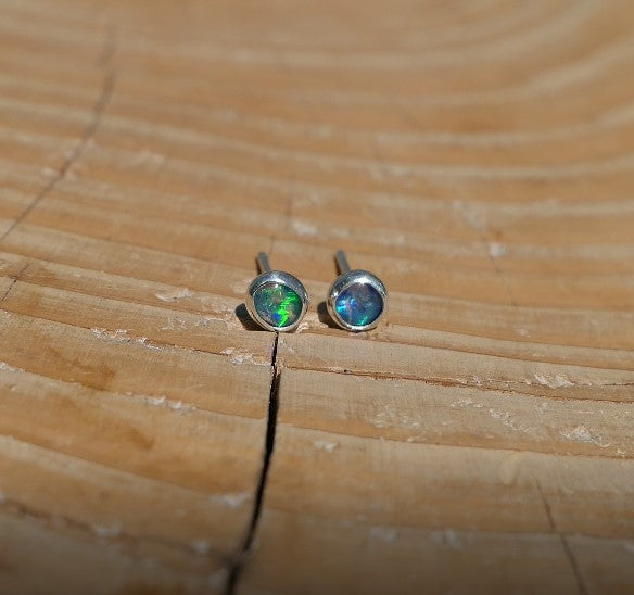 4mm silver earstuds