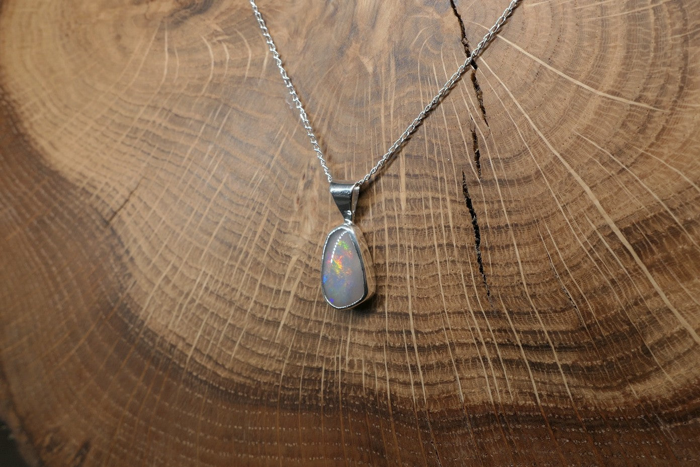 Silver Mintubi opal pendant