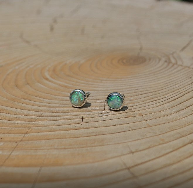 5mm silver earstuds