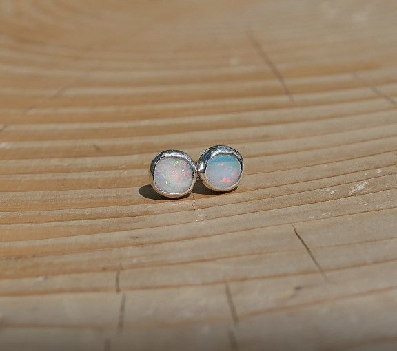 5mm silver earstuds