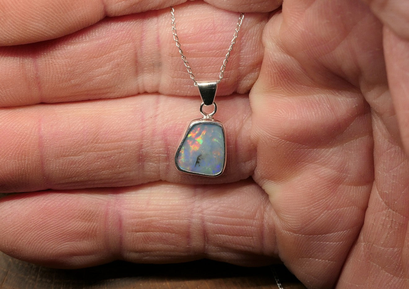 Silver Mintubi opal pendant