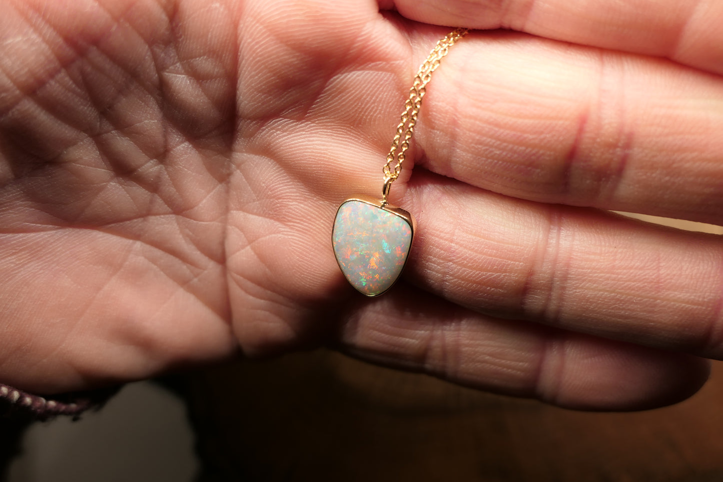 18k gold opal pendant