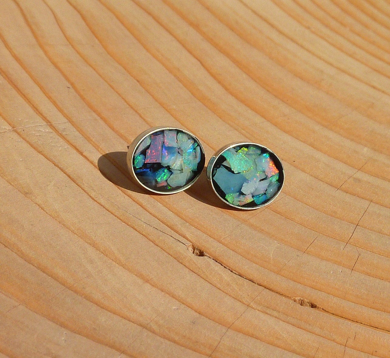 Opal inlay stud earrings