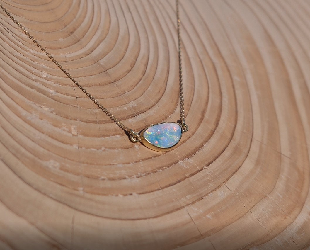 18k gold opal doublet pendant