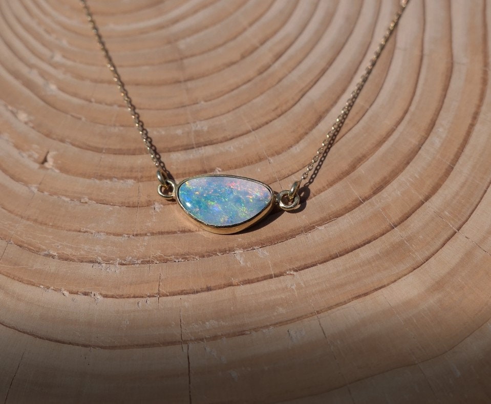 18k gold opal doublet pendant