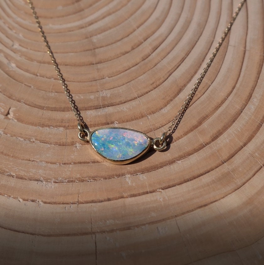 18k gold opal doublet pendant