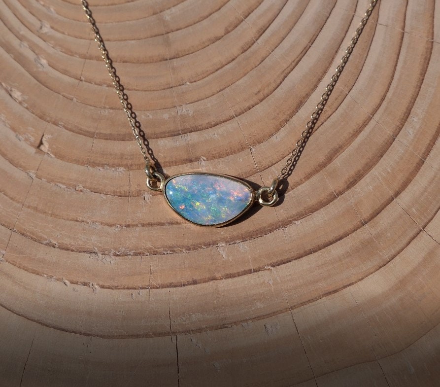 18k gold opal doublet pendant