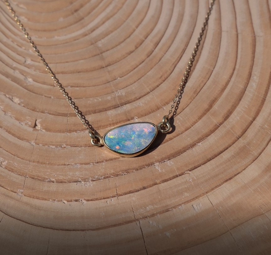 18k gold opal doublet pendant