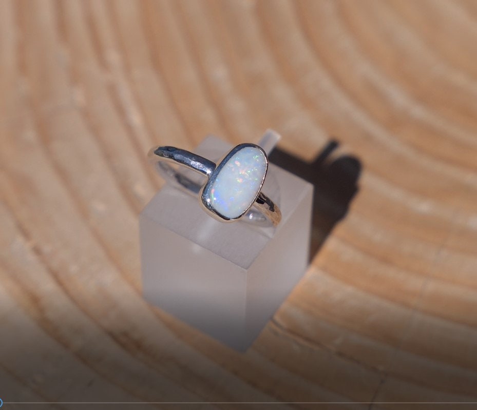 Size I silver opal ring