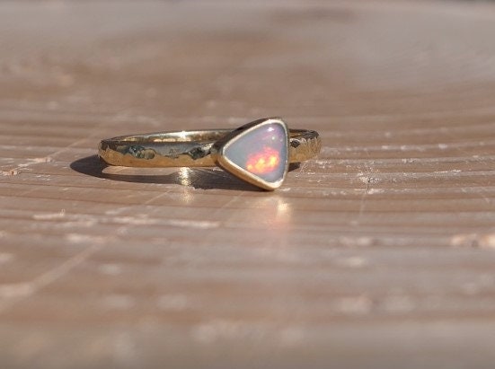 18k gold opal ring