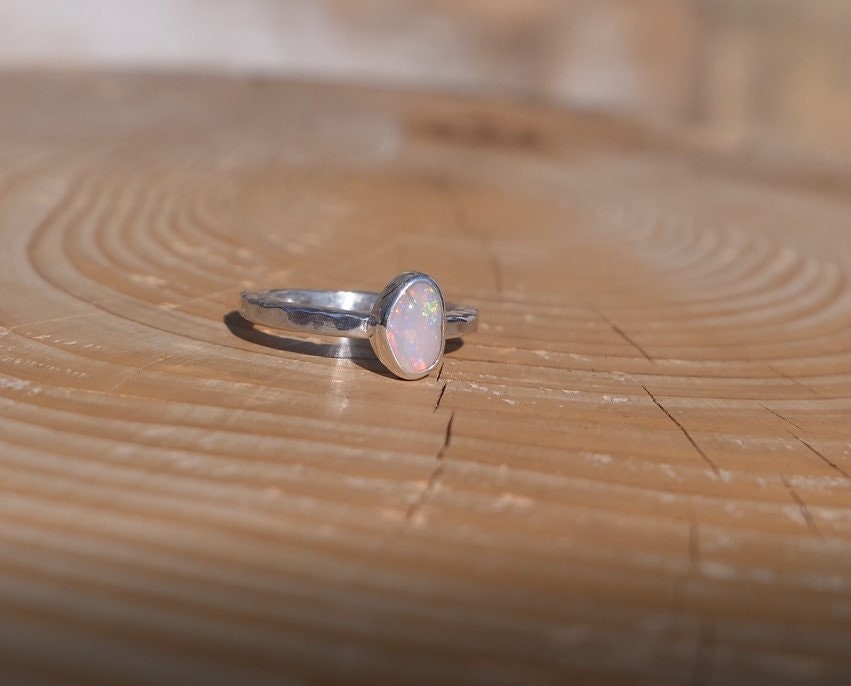 Size H Silver opal ring