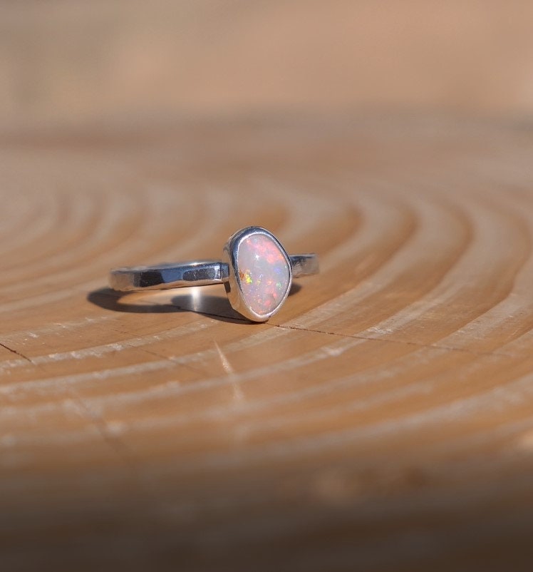 Size H Silver opal ring